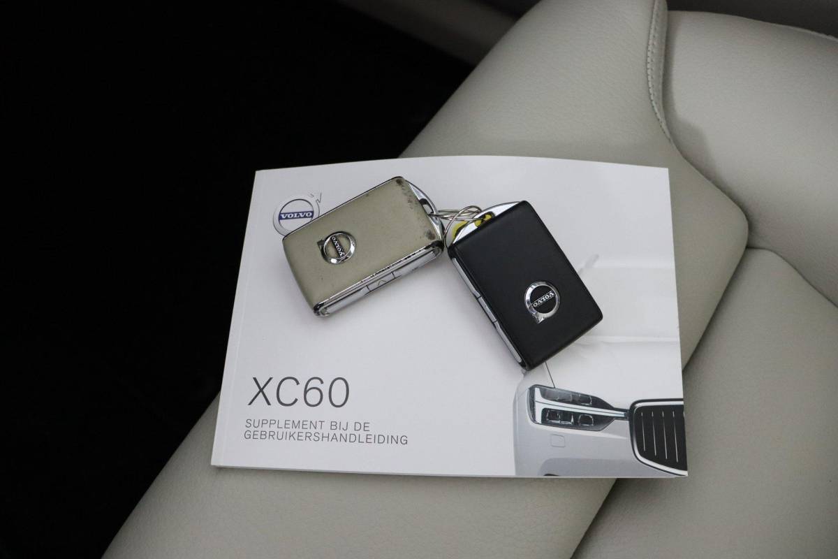 Volvo XC60 Volvo XC60 2.0 T5 Inscription |NAP|1e eigenaar|Pano|Memory|Luchtvering|Harman&Kardon
