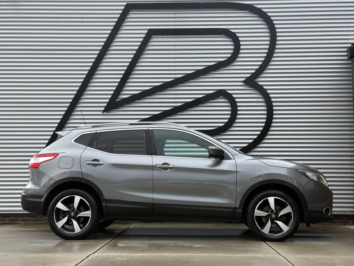 Nissan QASHQAI Nissan Qashqai 1.2 N-Connecta 1e Eigenaar|Navi|Pano|360 Camera|Clima|Cruise|PDC|Stoelverwarming|Dealer Onderhouden|N.A.P|APK tot 07-2027