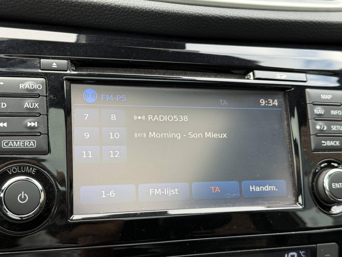 Nissan QASHQAI Nissan Qashqai 1.2 N-Connecta 1e Eigenaar|Navi|Pano|360 Camera|Clima|Cruise|PDC|Stoelverwarming|Dealer Onderhouden|N.A.P|APK tot 07-2027