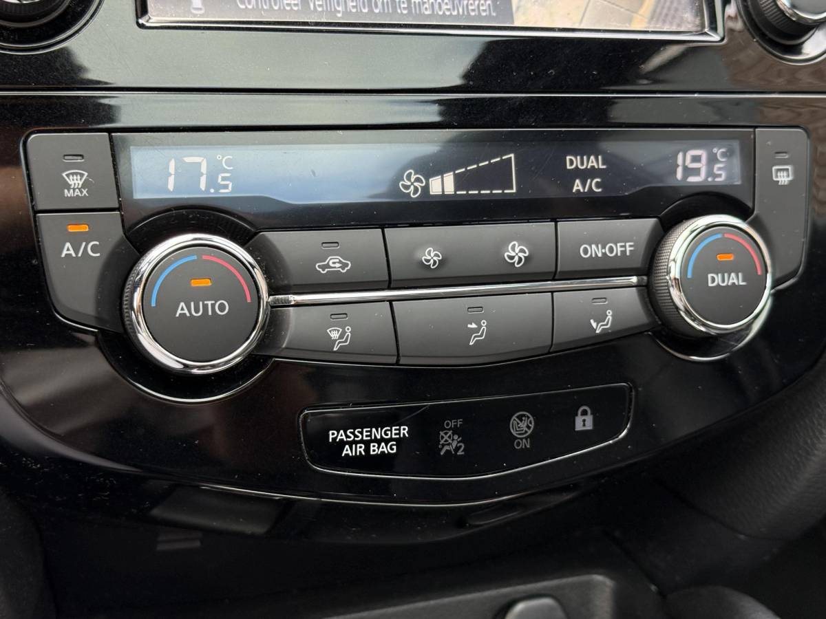 Nissan QASHQAI Nissan Qashqai 1.2 N-Connecta 1e Eigenaar|Navi|Pano|360 Camera|Clima|Cruise|PDC|Stoelverwarming|Dealer Onderhouden|N.A.P|APK tot 07-2027