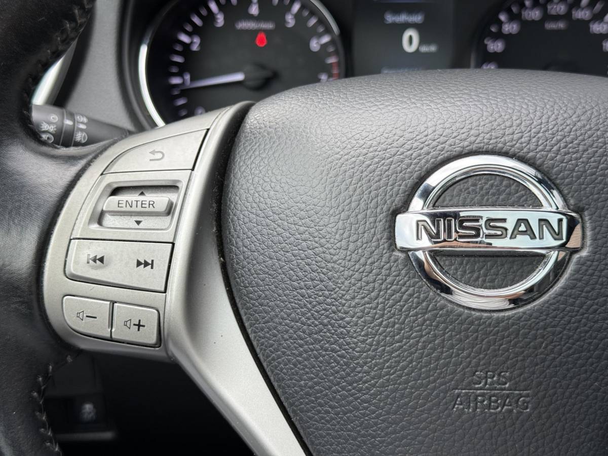 Nissan QASHQAI Nissan Qashqai 1.2 N-Connecta 1e Eigenaar|Navi|Pano|360 Camera|Clima|Cruise|PDC|Stoelverwarming|Dealer Onderhouden|N.A.P|APK tot 07-2027