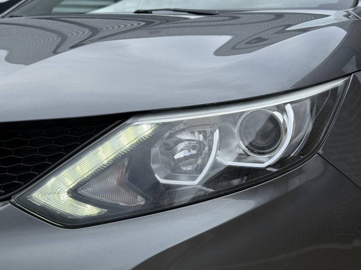 Nissan QASHQAI Nissan Qashqai 1.2 N-Connecta 1e Eigenaar|Navi|Pano|360 Camera|Clima|Cruise|PDC|Stoelverwarming|Dealer Onderhouden|N.A.P|APK tot 07-2027