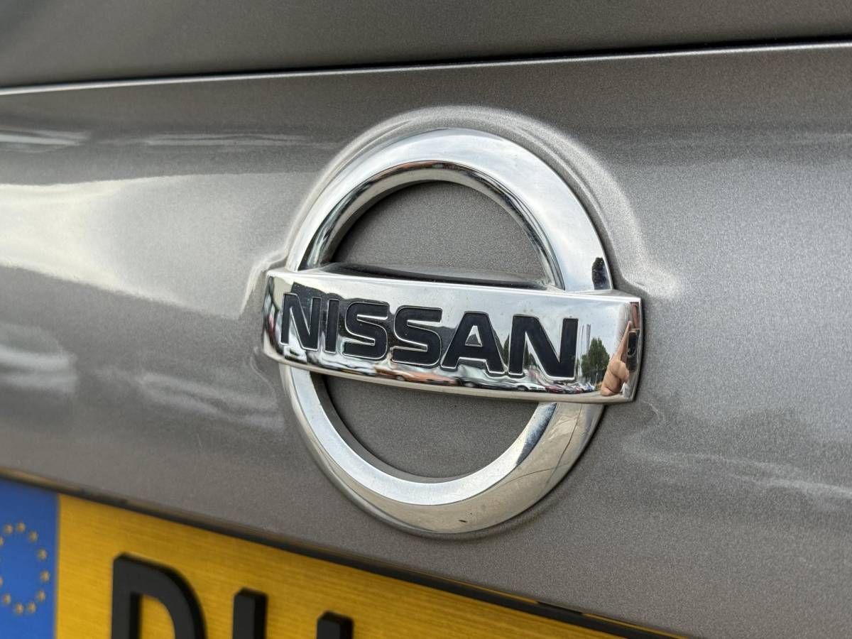 Nissan QASHQAI Nissan Qashqai 1.2 N-Connecta 1e Eigenaar|Navi|Pano|360 Camera|Clima|Cruise|PDC|Stoelverwarming|Dealer Onderhouden|N.A.P|APK tot 07-2027