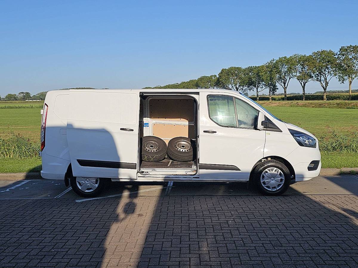 Ford Transit Custom FORD TRANSIT CUSTOM 2.0 l2h1 navi airco pdc