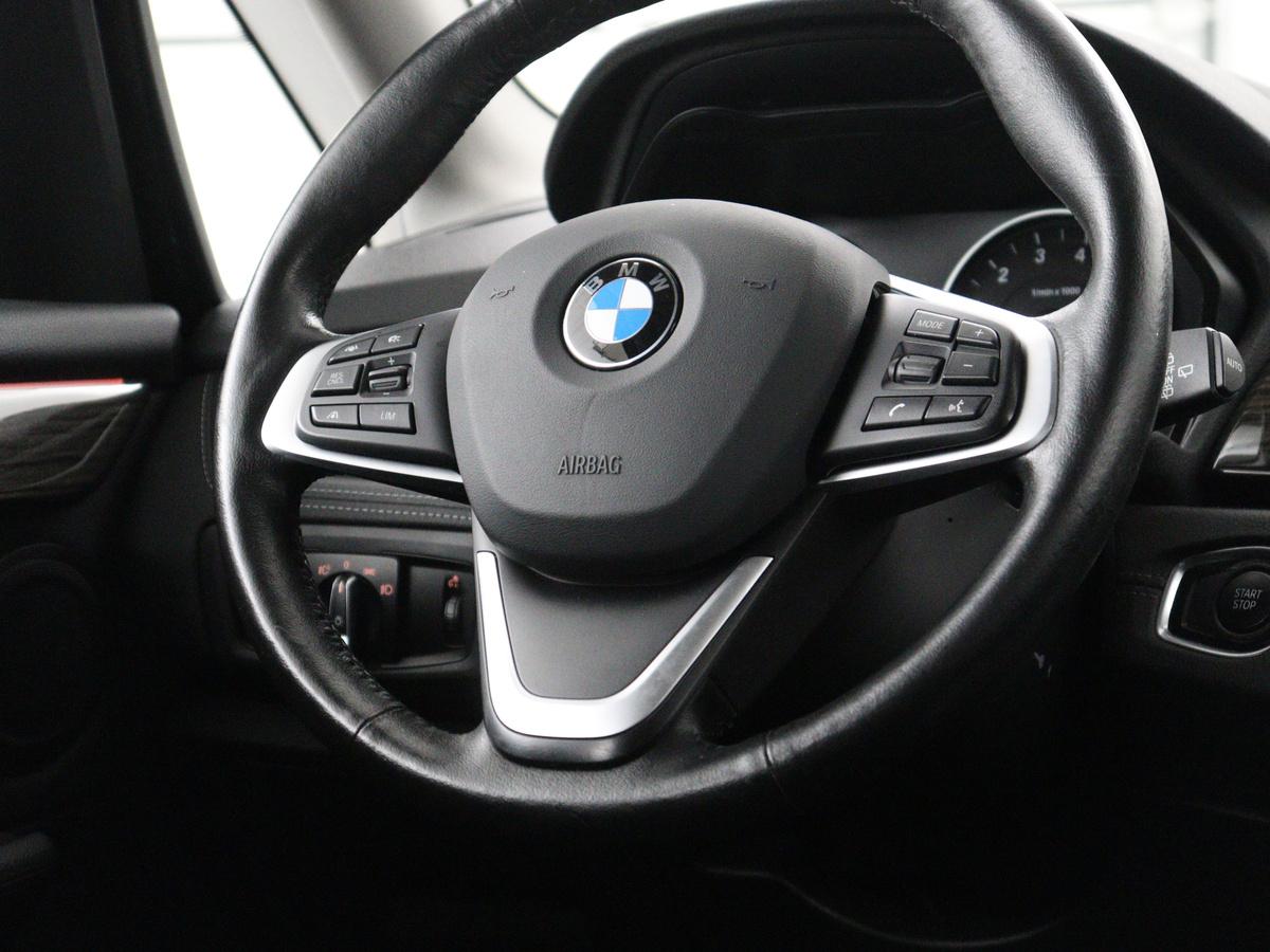 BMW 2 Serie BMW 2-serie Active Tourer 225xe iPerformance Centennial High Executive | SOH 88,6% | Leder | Stoelverwarming |  Adaptive cruise | Head-up | Navigatie | Bluetooth | Camera | Park assist | Elektrische achterklep | Trekhaak