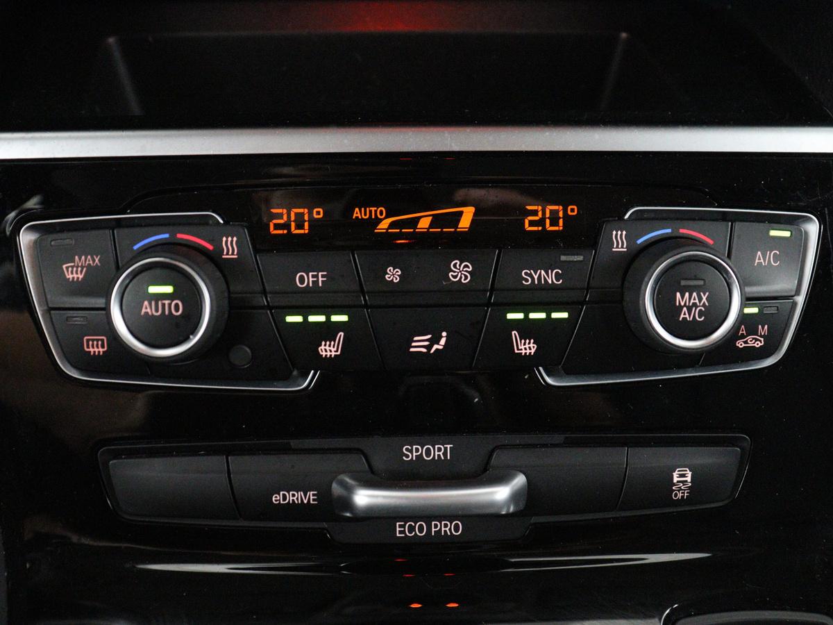BMW 2 Serie BMW 2-serie Active Tourer 225xe iPerformance Centennial High Executive | SOH 88,6% | Leder | Stoelverwarming |  Adaptive cruise | Head-up | Navigatie | Bluetooth | Camera | Park assist | Elektrische achterklep | Trekhaak