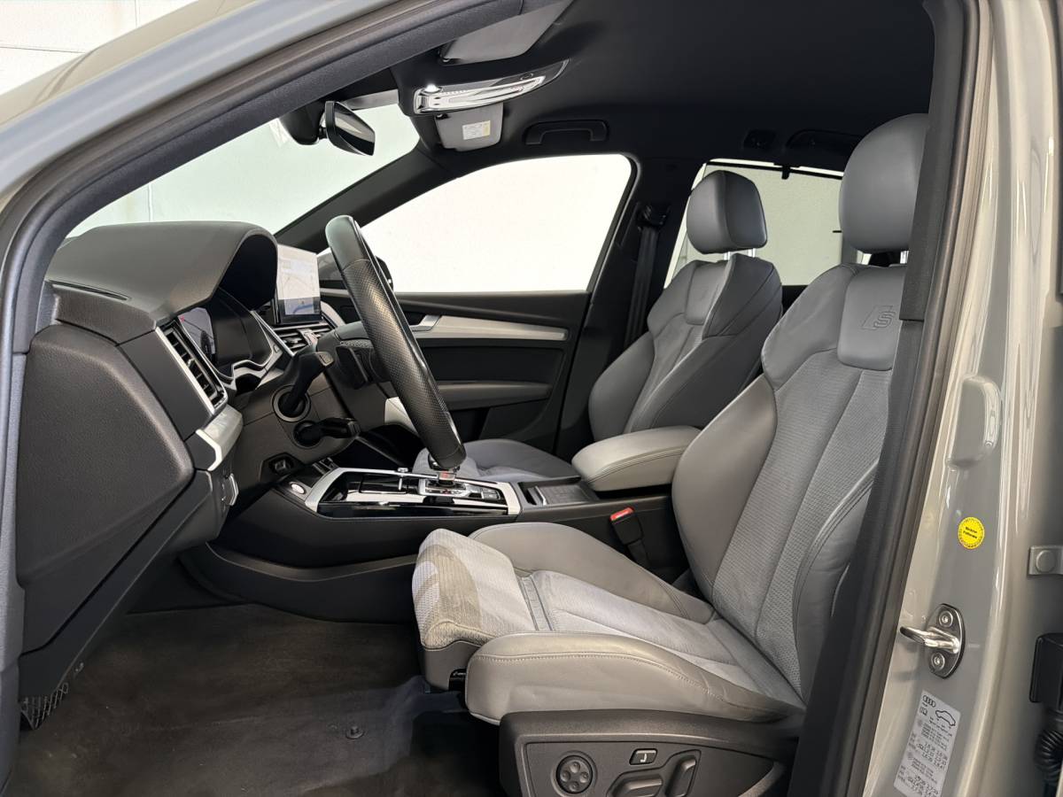 Audi Q5 Audi Q5 55 TFSIe 367PK HYBRID QUATTRO S-LINE SPORT LEDER/360° CAMERA/LED/NAV/CARPLAY