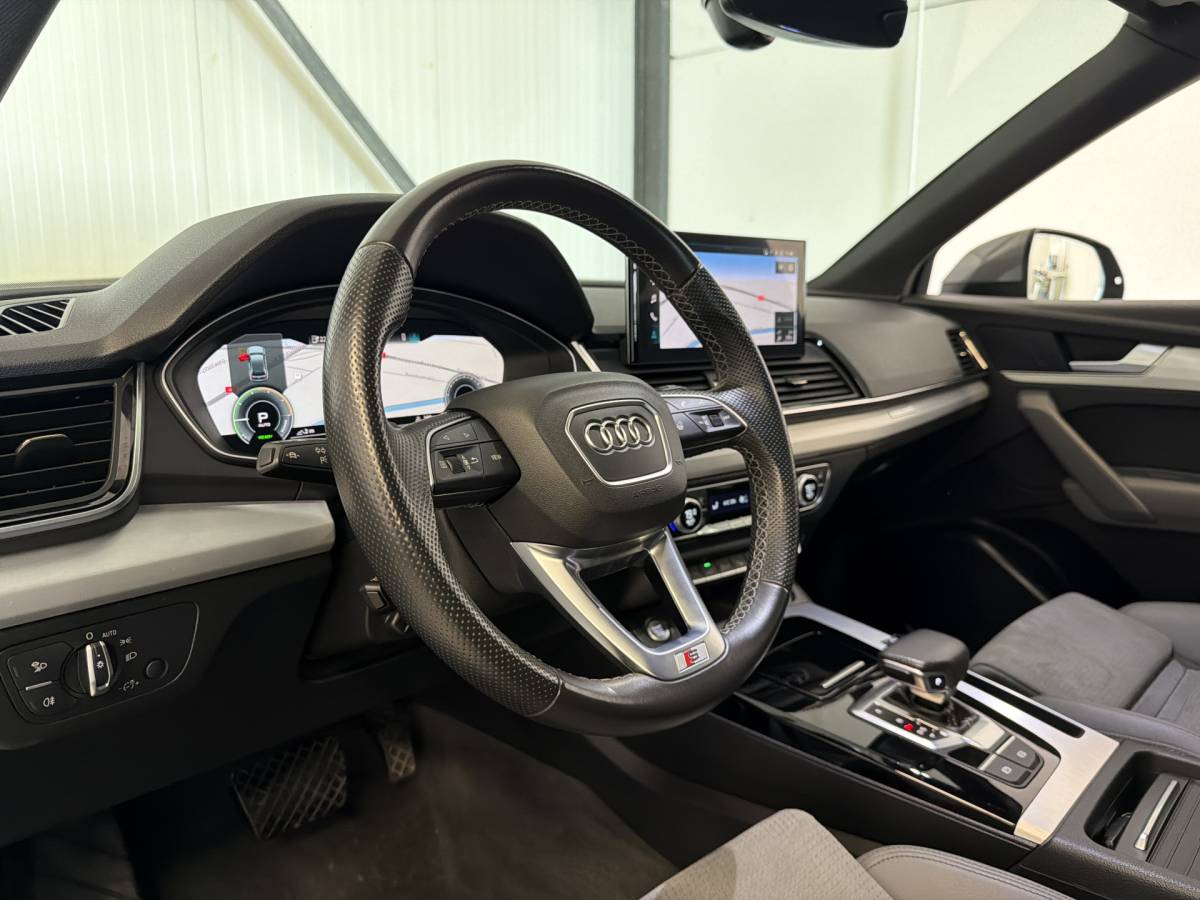 Audi Q5 Audi Q5 55 TFSIe 367PK HYBRID QUATTRO S-LINE SPORT LEDER/360° CAMERA/LED/NAV/CARPLAY