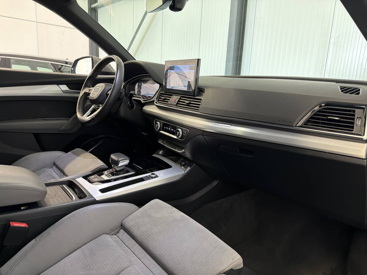 Audi Q5 Audi Q5 55 TFSIe 367PK HYBRID QUATTRO S-LINE SPORT LEDER/360° CAMERA/LED/NAV/CARPLAY
