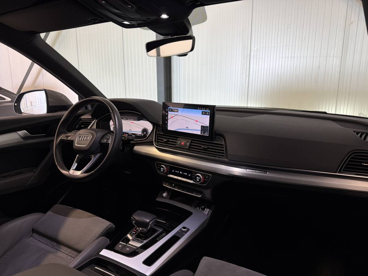Audi Q5 Audi Q5 55 TFSIe 367PK HYBRID QUATTRO S-LINE SPORT LEDER/360° CAMERA/LED/NAV/CARPLAY