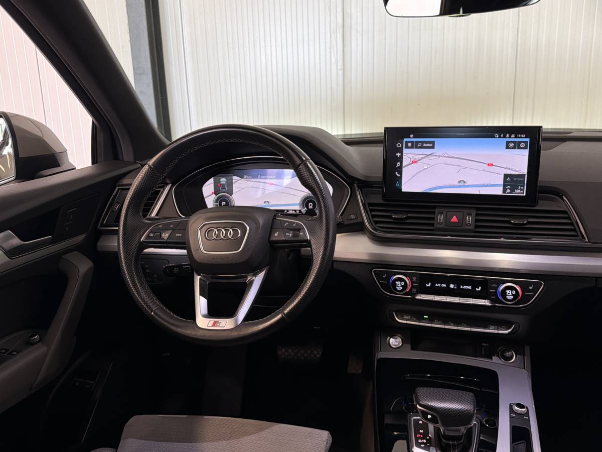 Audi Q5 Audi Q5 55 TFSIe 367PK HYBRID QUATTRO S-LINE SPORT LEDER/360° CAMERA/LED/NAV/CARPLAY