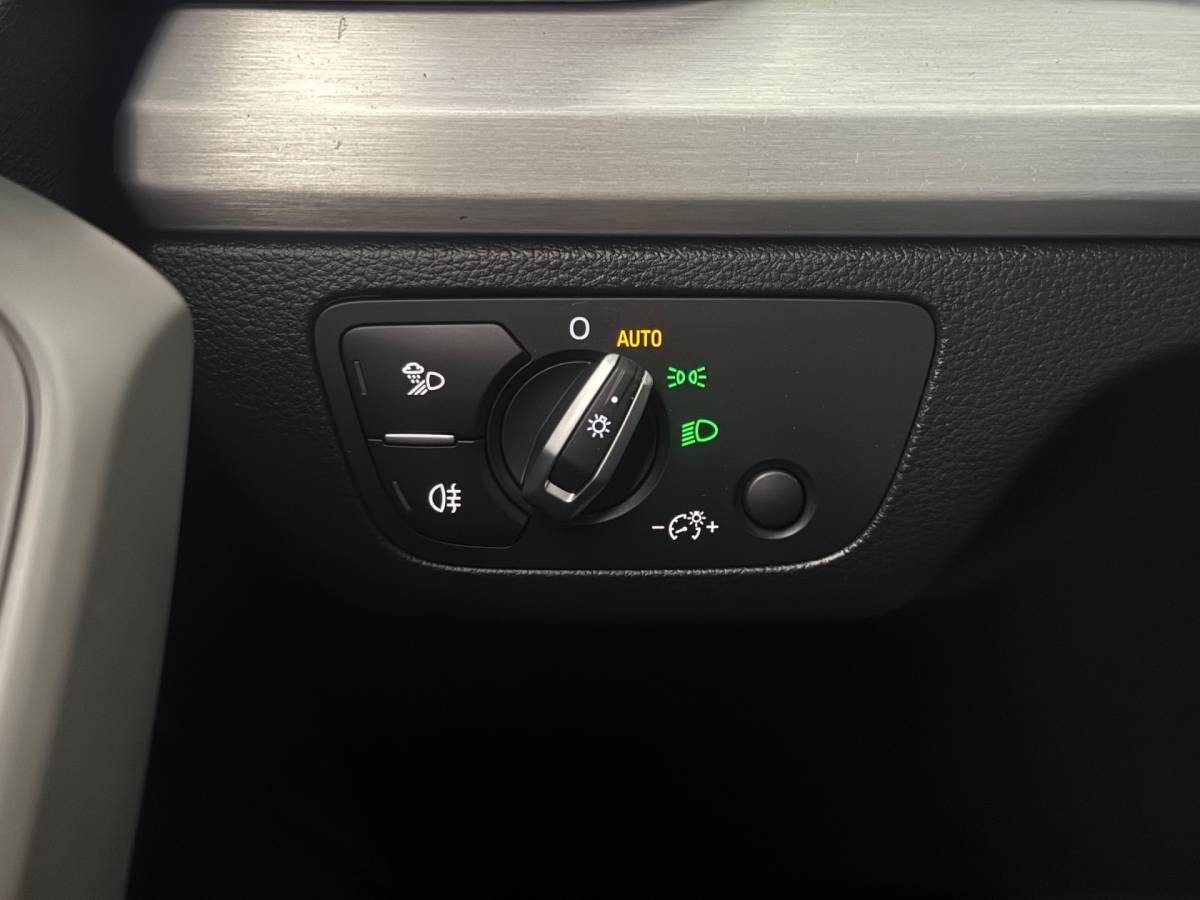 Audi Q5 Audi Q5 55 TFSIe 367PK HYBRID QUATTRO S-LINE SPORT LEDER/360° CAMERA/LED/NAV/CARPLAY