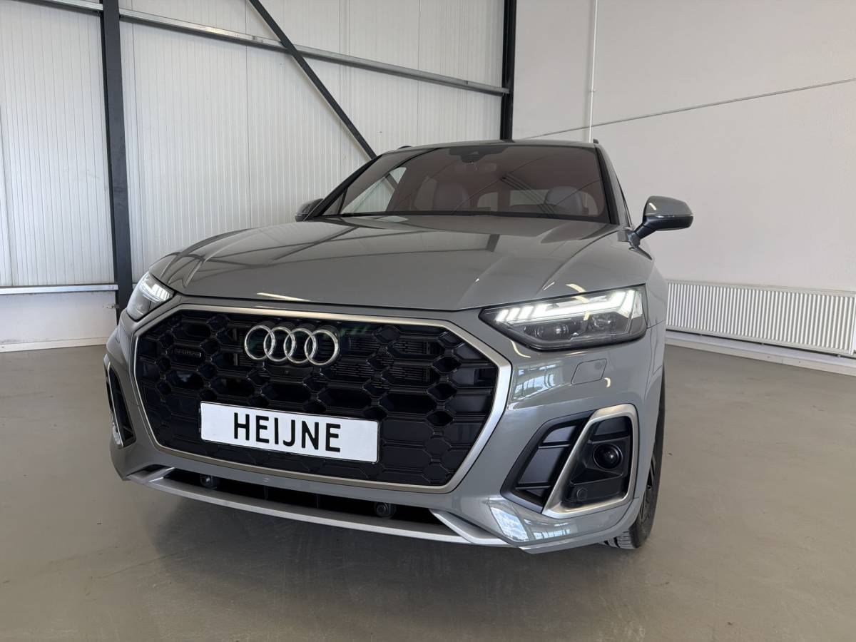 Audi Q5 Audi Q5 55 TFSIe 367PK HYBRID QUATTRO S-LINE SPORT LEDER/360° CAMERA/LED/NAV/CARPLAY