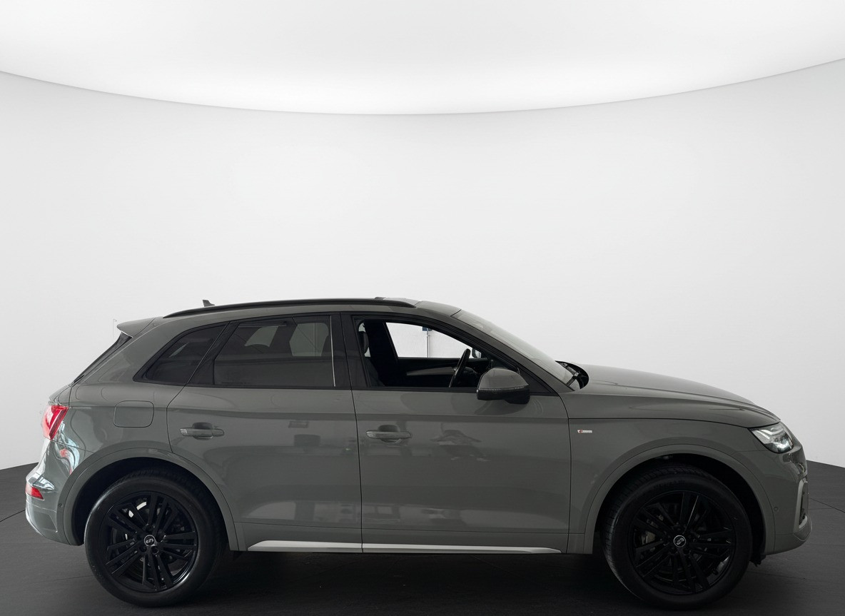 Audi Q5 Audi Q5 55 TFSIe 367PK HYBRID QUATTRO S-LINE SPORT LEDER/360° CAMERA/LED/NAV/CARPLAY