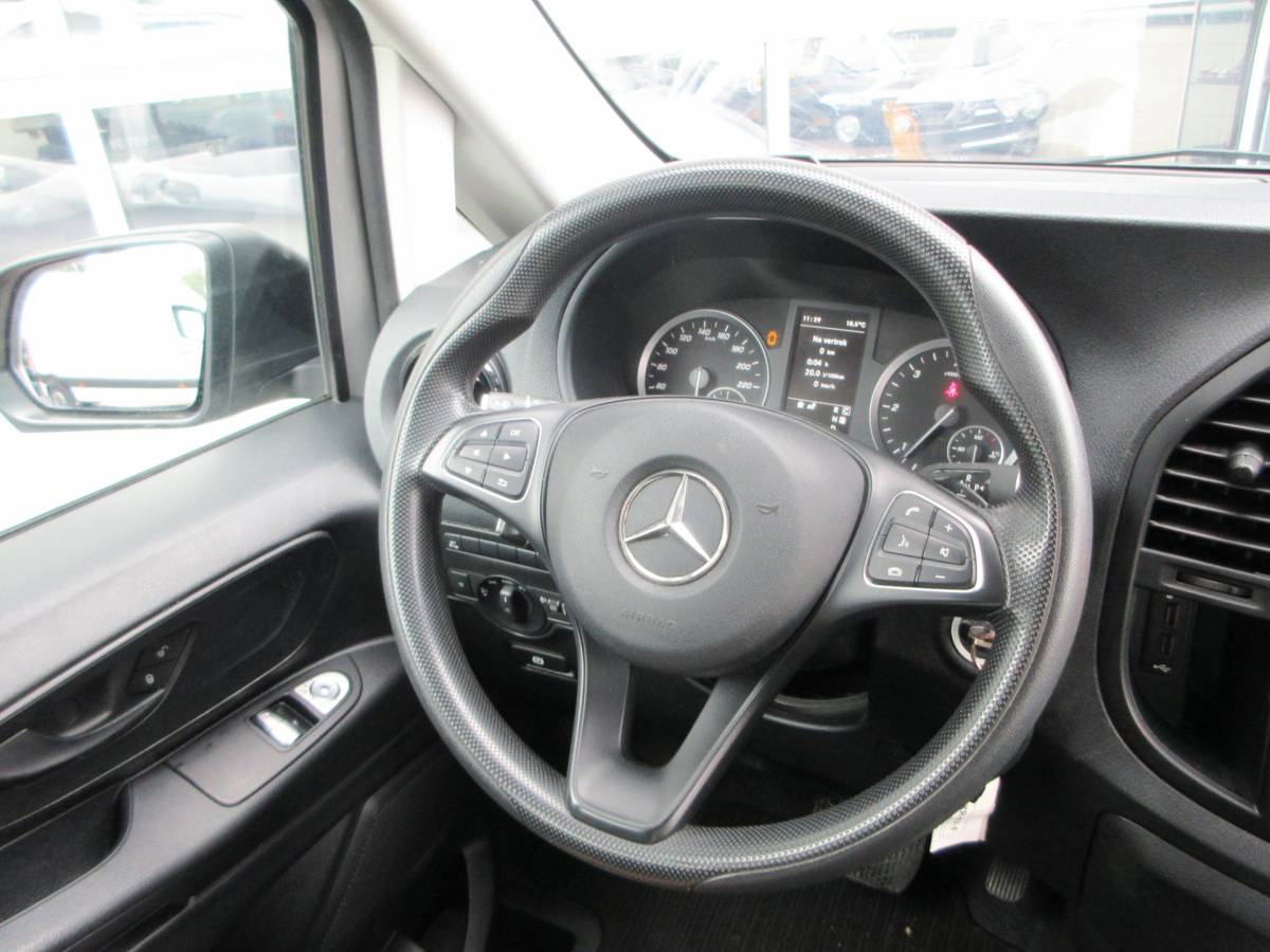 Mercedes-Benz Vito Mercedes-Benz Vito 114 CDI Lang DC automaat dubbel cabine