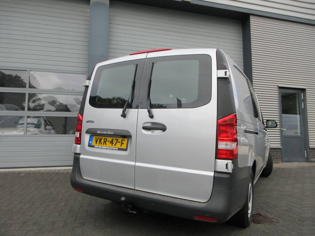 Mercedes-Benz Vito Mercedes-Benz Vito 114 CDI Lang DC automaat dubbel cabine