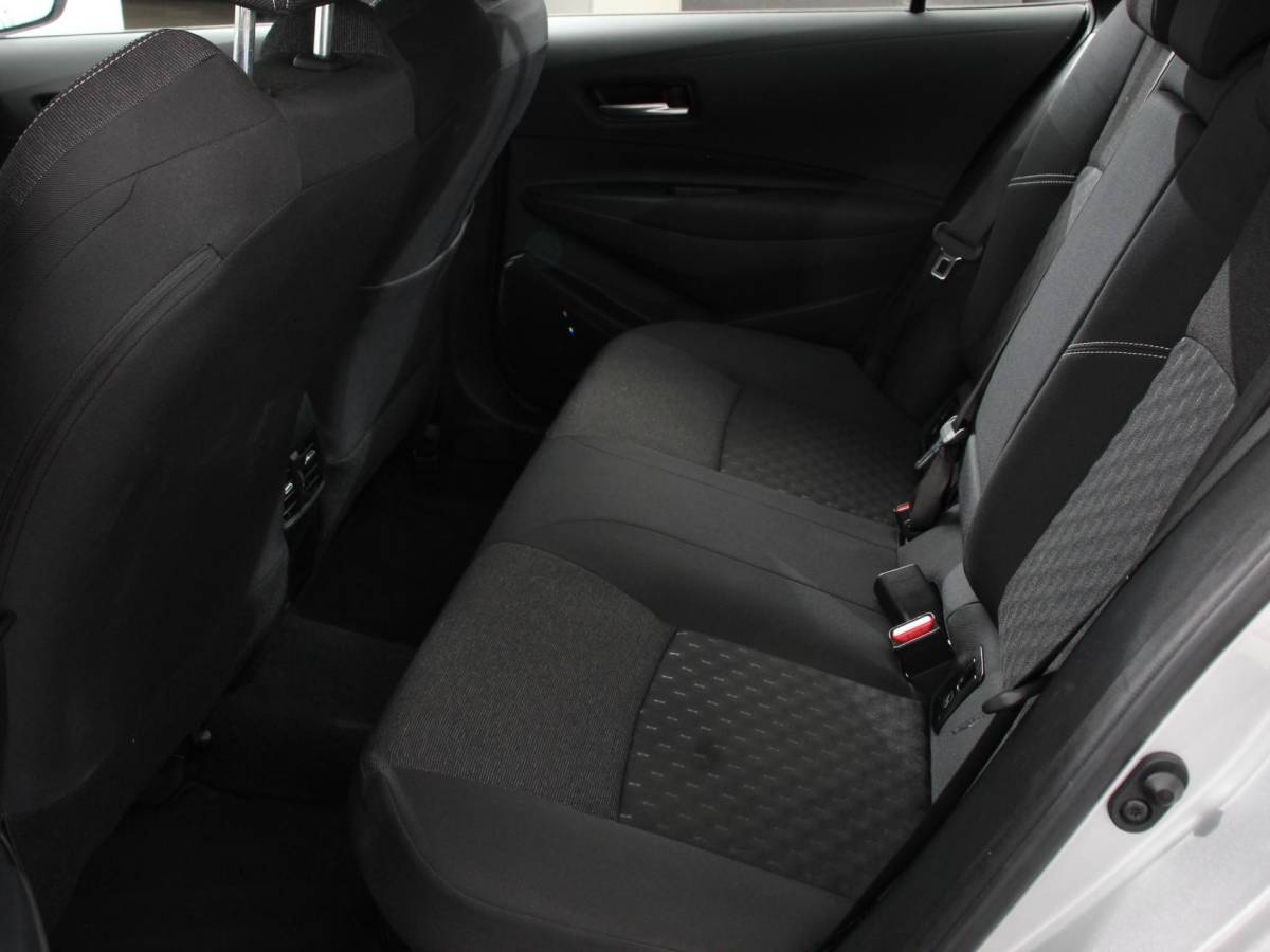 Toyota Corolla Touring Sports Toyota Corolla Touring Sports Automaat Hybrid 140 Active Navigatie Apple Carplay/Android Auto Climate Control Cruise Control Adaptive 17″Lichtmetalen velgen Camera