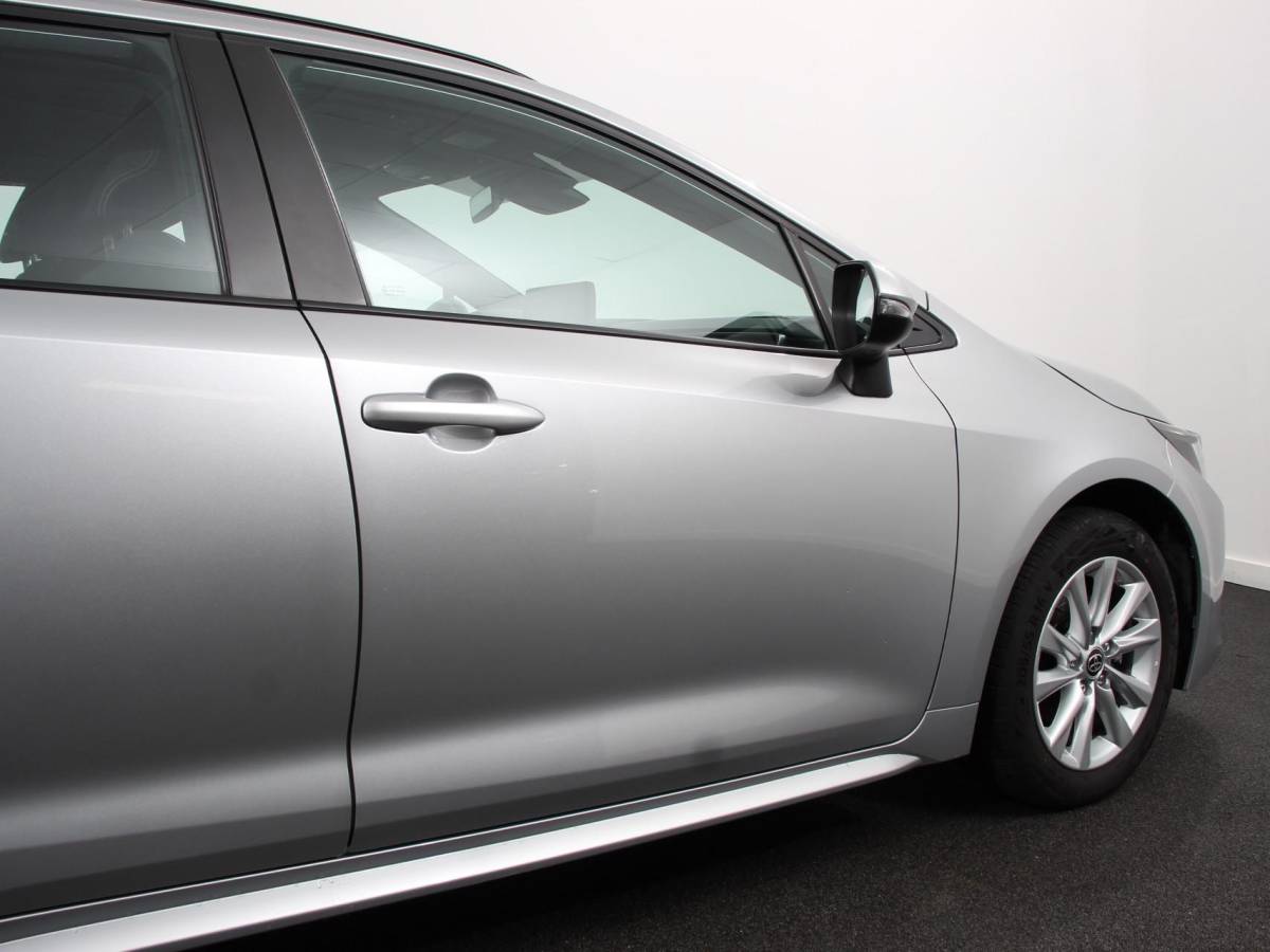 Toyota Corolla Touring Sports Toyota Corolla Touring Sports Automaat Hybrid 140 Active Navigatie Apple Carplay/Android Auto Climate Control Cruise Control Adaptive 17″Lichtmetalen velgen Camera