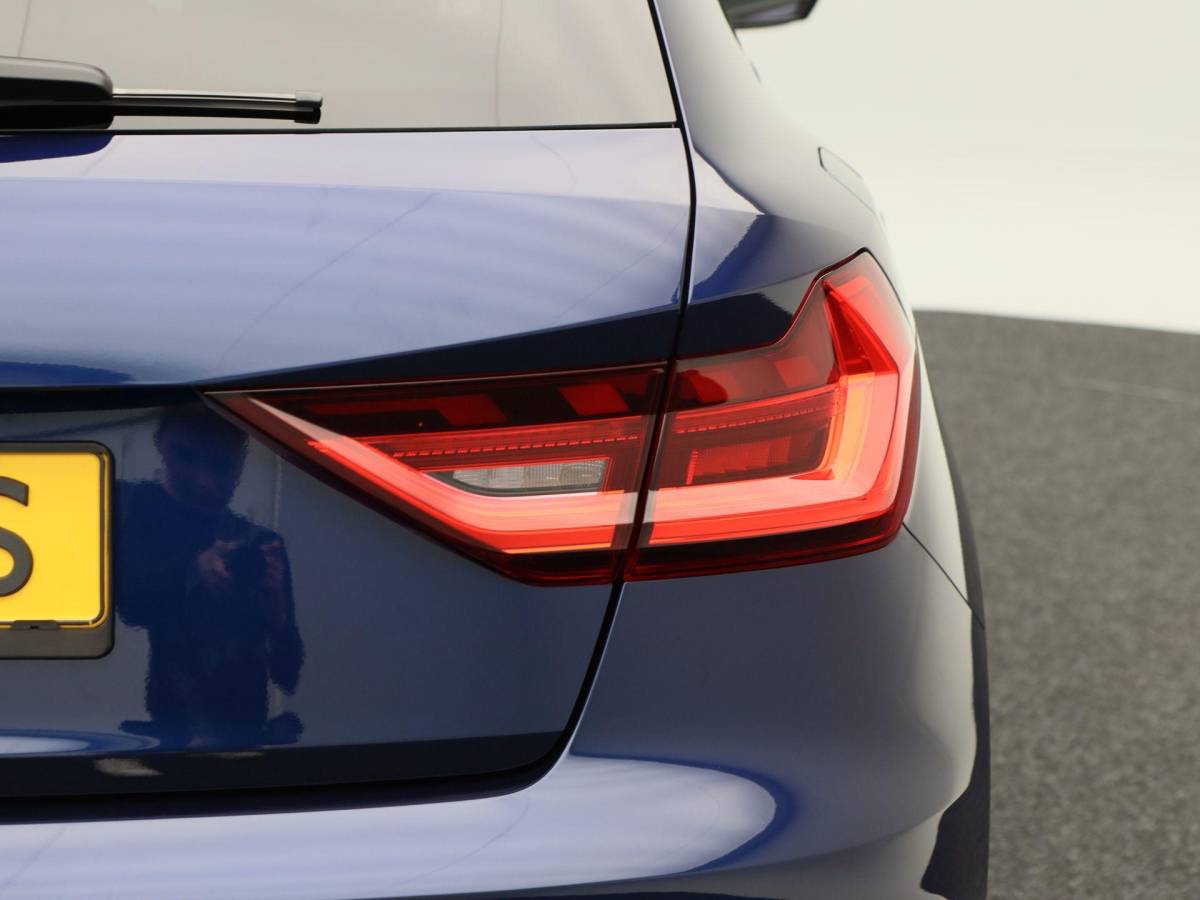 Audi A1 Sportback Audi A1 Sportback 30 TFSi 115 Pk Automaat S Edition | Full LED | Adaptive Cruise Control | Zwart Optiek | Stoelverwarming | Navigatie | Carplay | 18 Inch | 6.229 Km!!