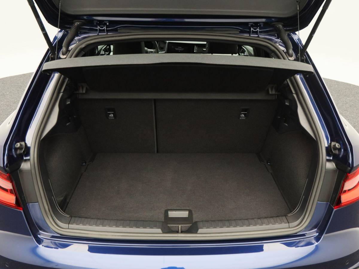 Audi A1 Sportback Audi A1 Sportback 30 TFSi 115 Pk Automaat S Edition | Full LED | Adaptive Cruise Control | Zwart Optiek | Stoelverwarming | Navigatie | Carplay | 18 Inch | 6.229 Km!!