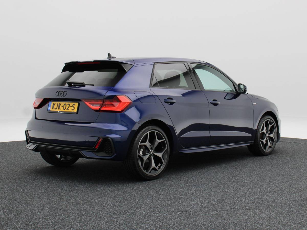 Audi A1 Sportback Audi A1 Sportback 30 TFSi 115 Pk Automaat S Edition | Full LED | Adaptive Cruise Control | Zwart Optiek | Stoelverwarming | Navigatie | Carplay | 18 Inch | 6.229 Km!!