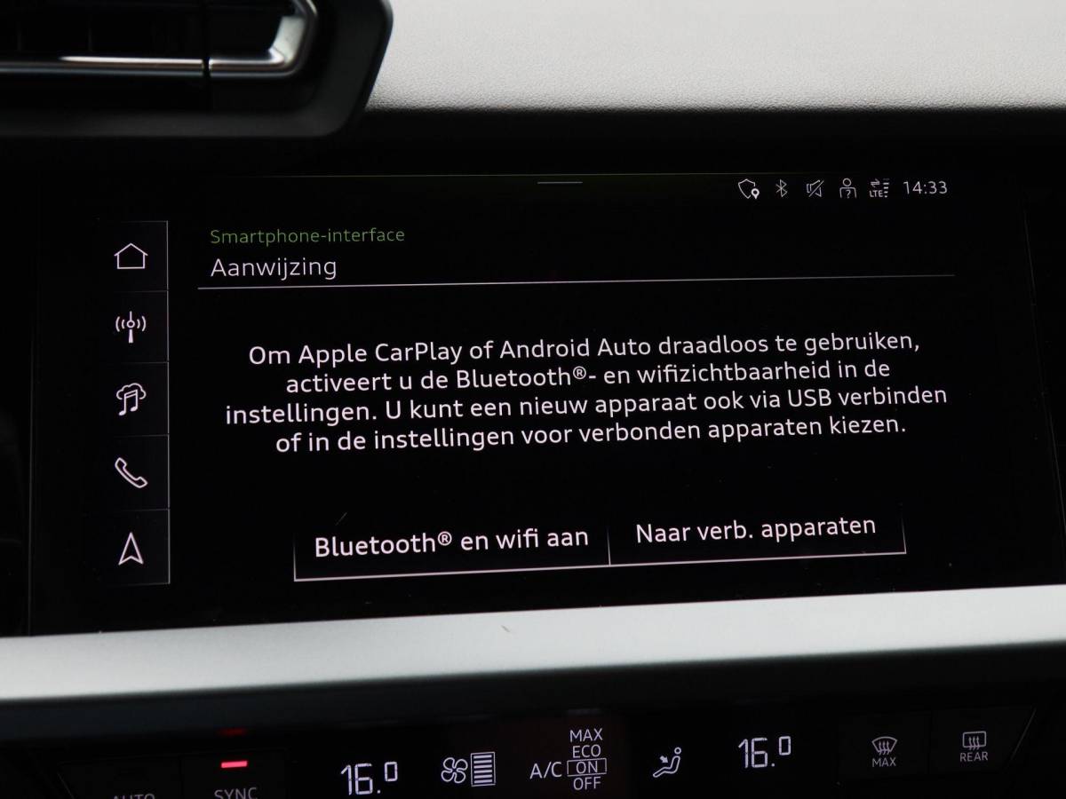 Audi A3 Audi A3 Sportback 45 TFSi e 272 Pk S-line Competition | Stoelverwarming | Trekhaak | Adaptive Cruise | Camera | CarPlay | 18 Inch | 12.686 Km !!