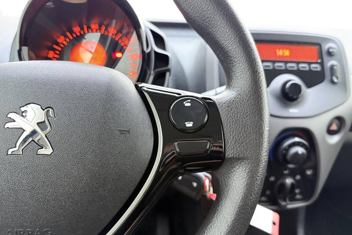 Peugeot 108 Peugeot 108 1.0 e-VTi Blue Lease | Elek. ramen | Airco | Stuurbediening | Centrale deurvergrendeling |