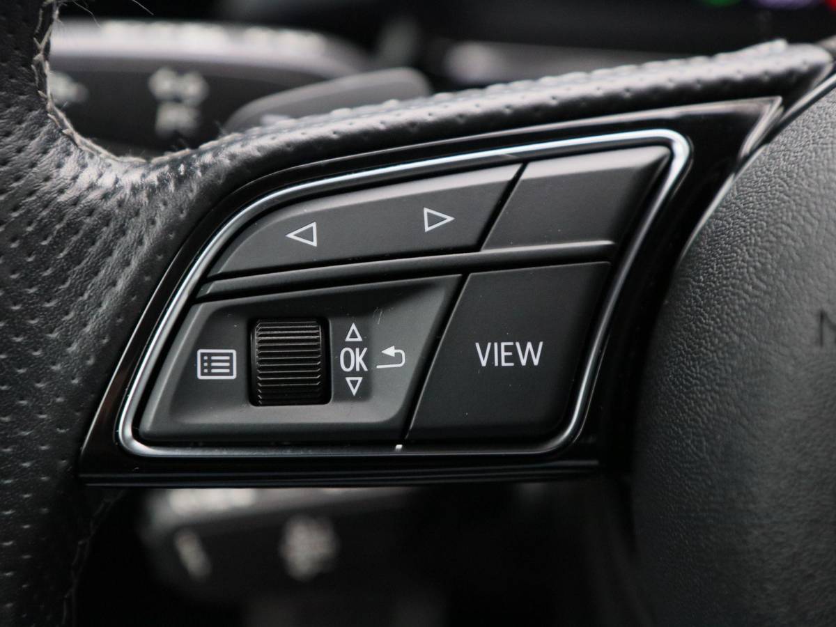 Audi A3 Audi A3 Sportback 30 TFSi 110 Pk Automaat S-Line | Panorama dak | Cruise Control | Camera | CarPlay | Half Leer | 18 Inch | 65.065 Km !!