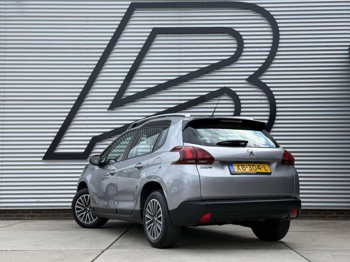 Peugeot 2008 Peugeot 2008 1.2 PureTech Blue Lion 2e Eigenaar|Navi|Carplay|Airco|PDC|Cruise|D-riem vv in 2024|N.A.P|APK tot 11-2026