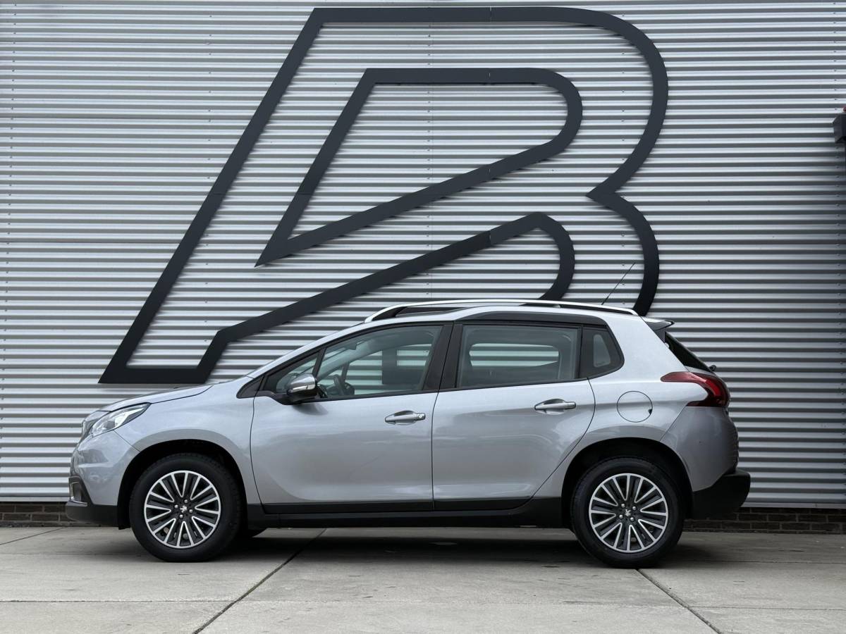 Peugeot 2008 Peugeot 2008 1.2 PureTech Blue Lion 2e Eigenaar|Navi|Carplay|Airco|PDC|Cruise|D-riem vv in 2024|N.A.P|APK tot 11-2026