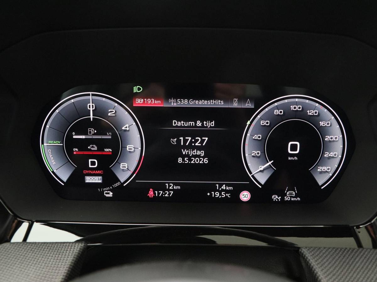 Audi A3 Audi A3 Sportback 45 TFSi e 272 Pk S-Line Competition | Stoelverwarming | Panorama dak | Sonos Audio | Camera | Full LED | 18 Inch | 155 Km !!