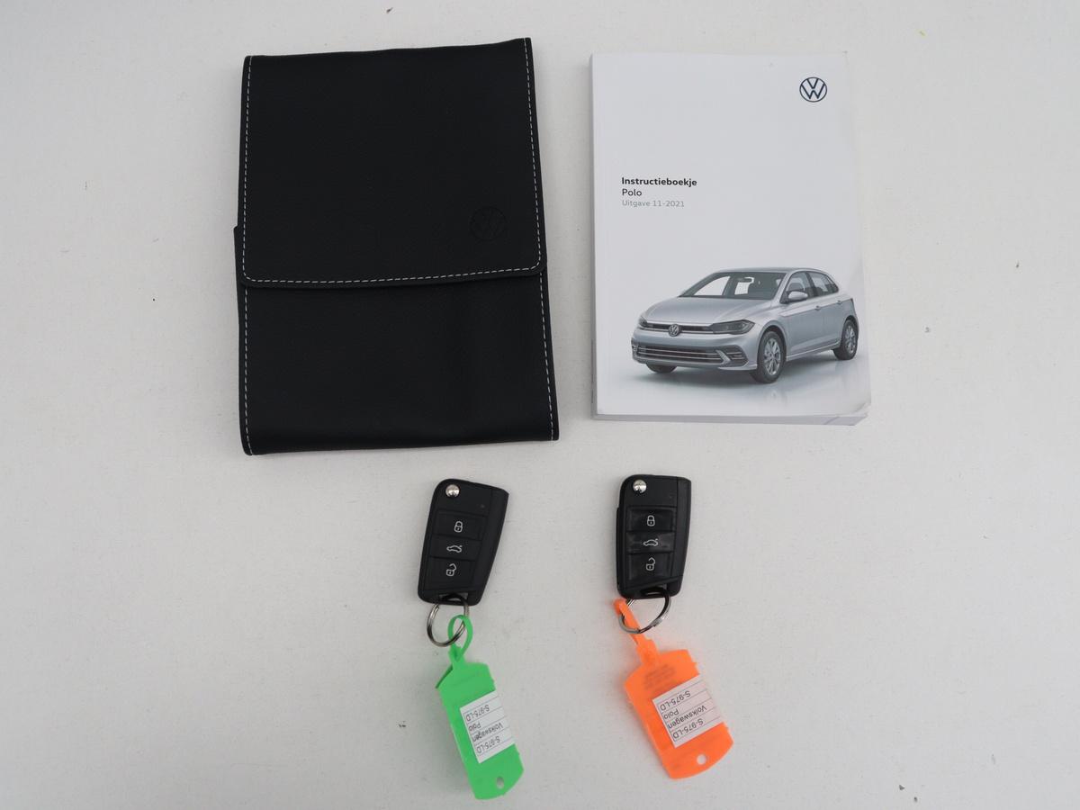 Volkswagen Polo Volkswagen Polo 1.0 TSI Style | Stoelverwarming | Climate control |  Carplay | Camera | Park assist | Bluetooth | Virtueel dashboard