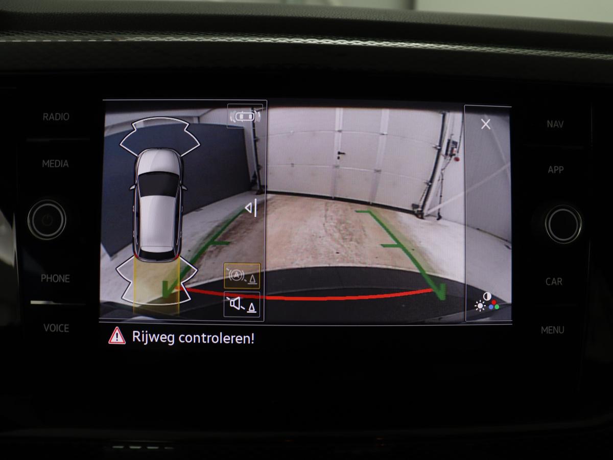 Volkswagen Polo Volkswagen Polo 1.0 TSI Style | Stoelverwarming | Climate control |  Carplay | Camera | Park assist | Bluetooth | Virtueel dashboard