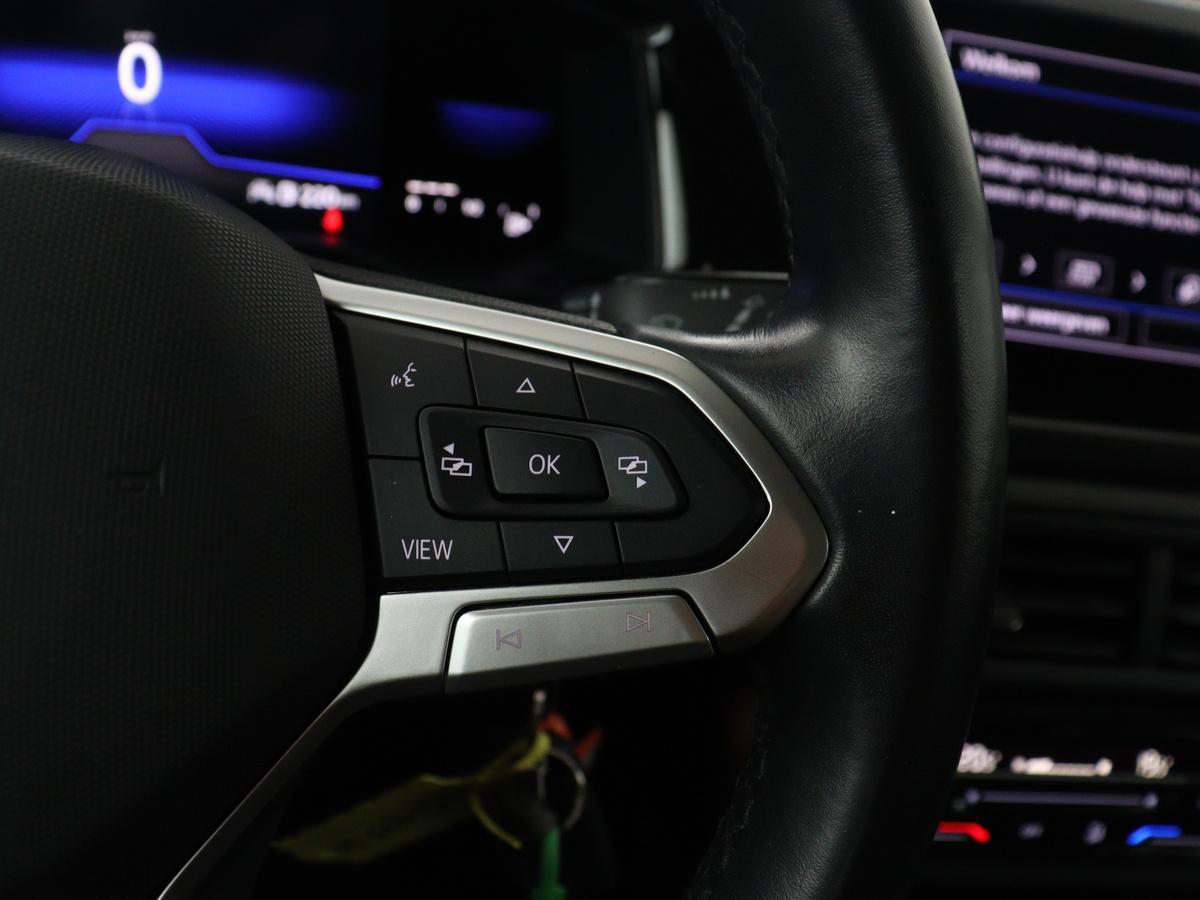 Volkswagen Polo Volkswagen Polo 1.0 TSI Style | Stoelverwarming | Climate control |  Carplay | Camera | Park assist | Bluetooth | Virtueel dashboard