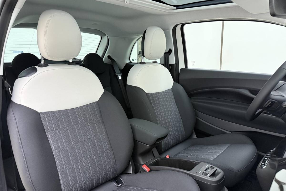 Fiat 500 Fiat 500 La Prima 42 kWh | Glazen dak | Cruise control | Camera | Elektrisch verstelbare spiegels