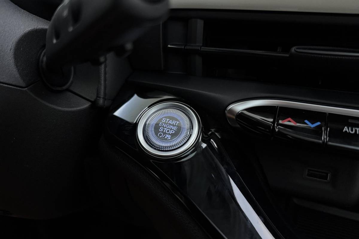 Fiat 500 Fiat 500 La Prima 42 kWh | Glazen dak | Cruise control | Camera | Elektrisch verstelbare spiegels