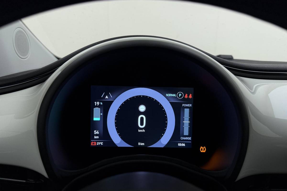 Fiat 500 Fiat 500 La Prima 42 kWh | Glazen dak | Cruise control | Camera | Elektrisch verstelbare spiegels