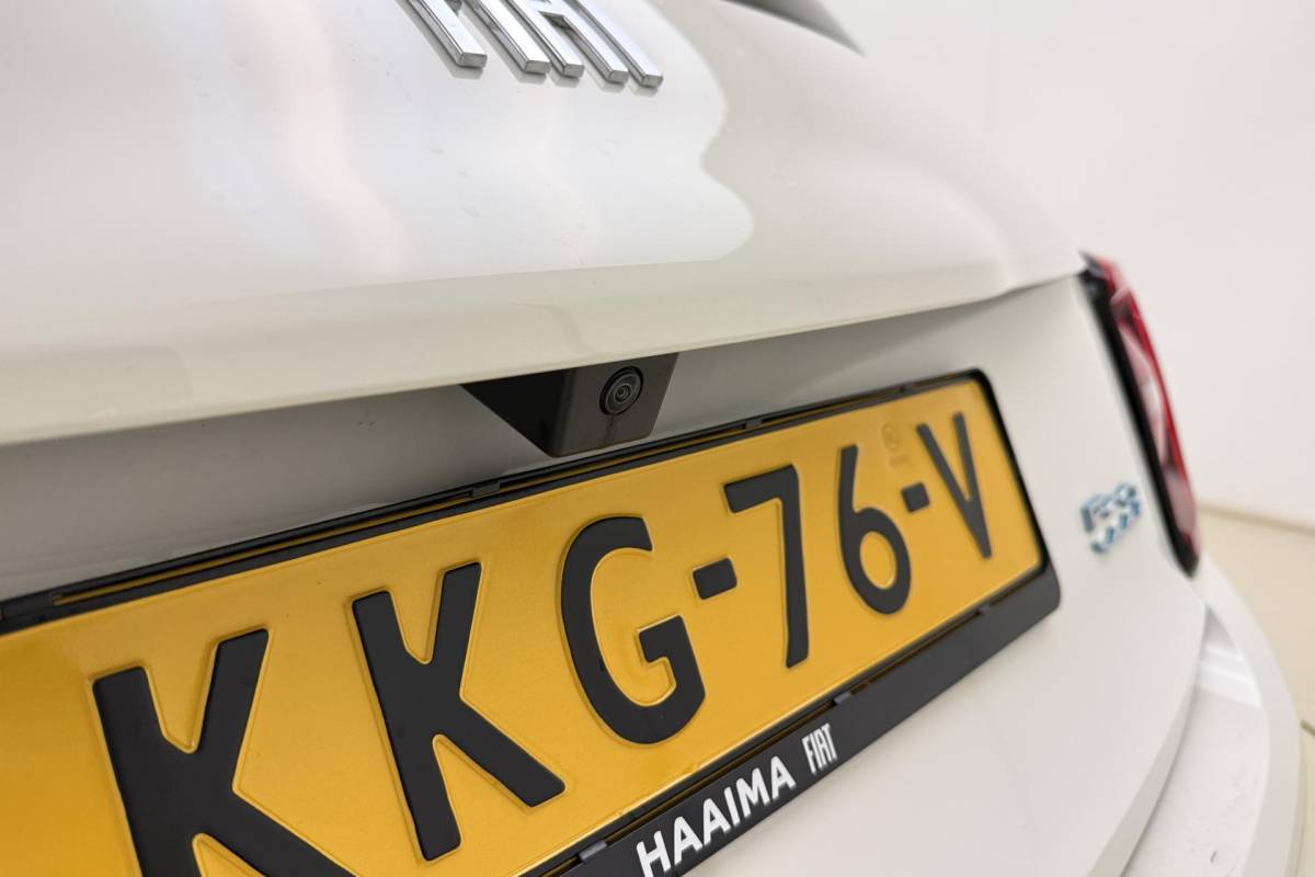 Fiat 500 Fiat 500 La Prima 42 kWh | Glazen dak | Cruise control | Camera | Elektrisch verstelbare spiegels