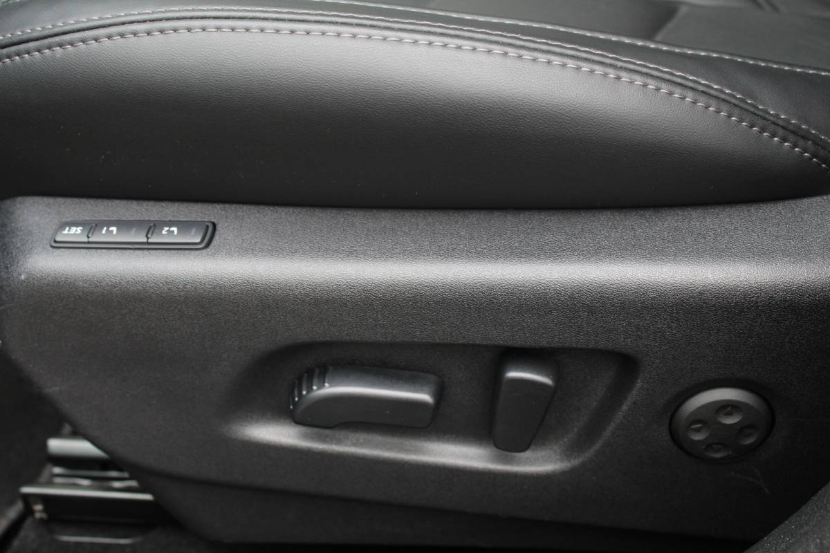 Nissan QASHQAI Nissan Qashqai 1.3 DIG-T Tekna / Keyless / Carplay / N.A.P.