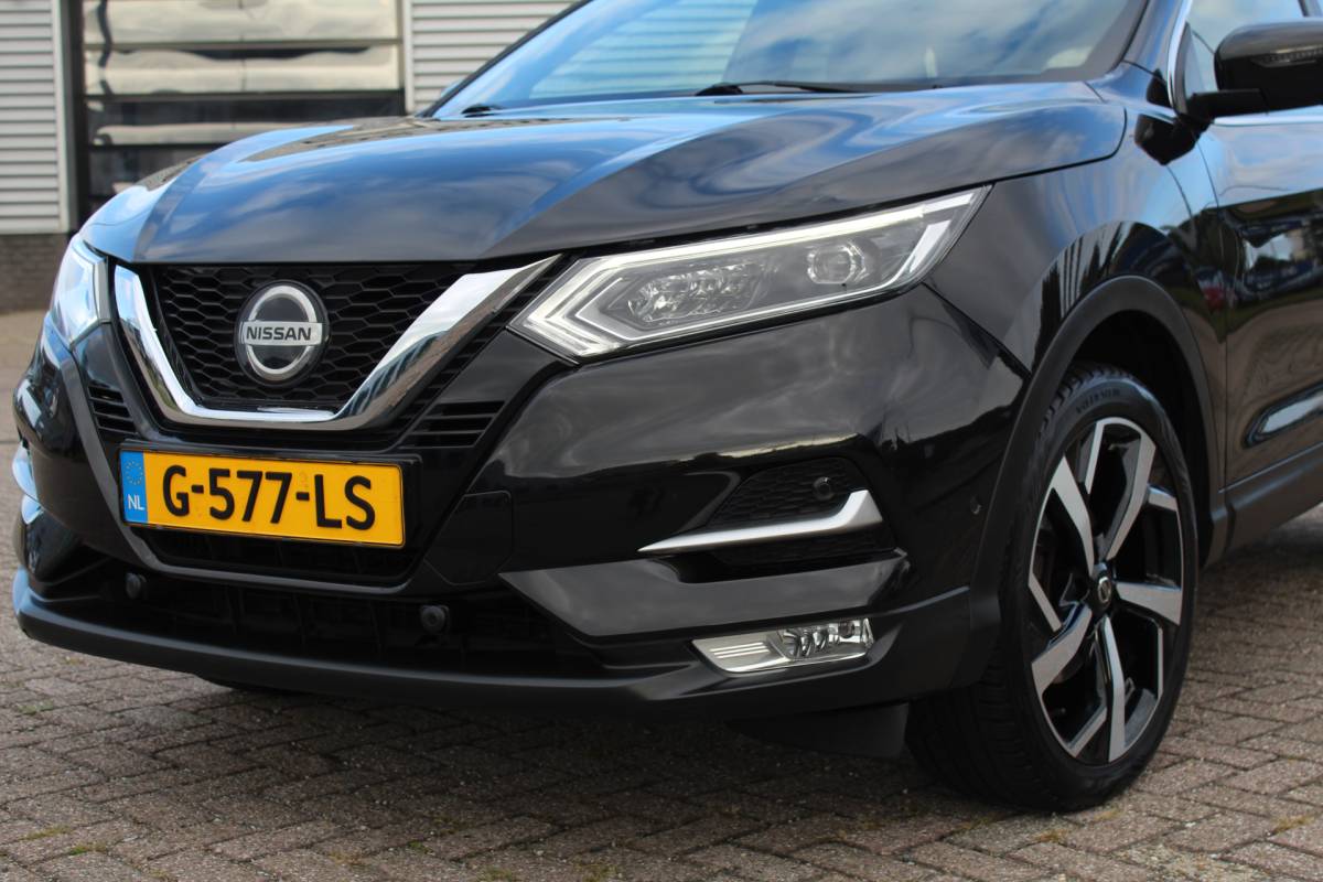 Nissan QASHQAI Nissan Qashqai 1.3 DIG-T Tekna / Keyless / Carplay / N.A.P.
