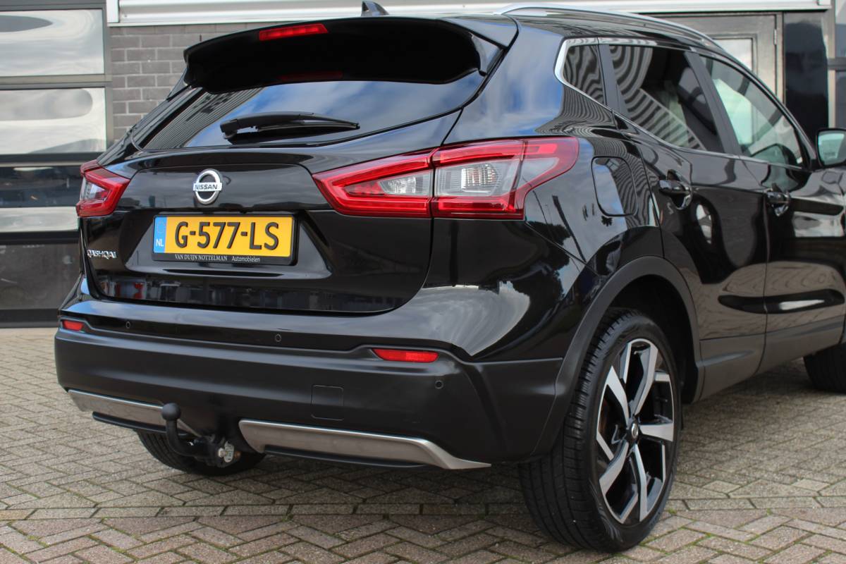 Nissan QASHQAI Nissan Qashqai 1.3 DIG-T Tekna / Keyless / Carplay / N.A.P.