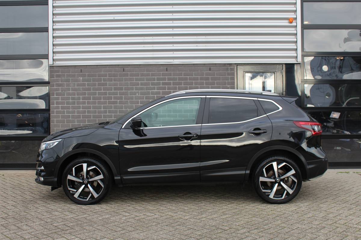 Nissan QASHQAI Nissan Qashqai 1.3 DIG-T Tekna / Keyless / Carplay / N.A.P.