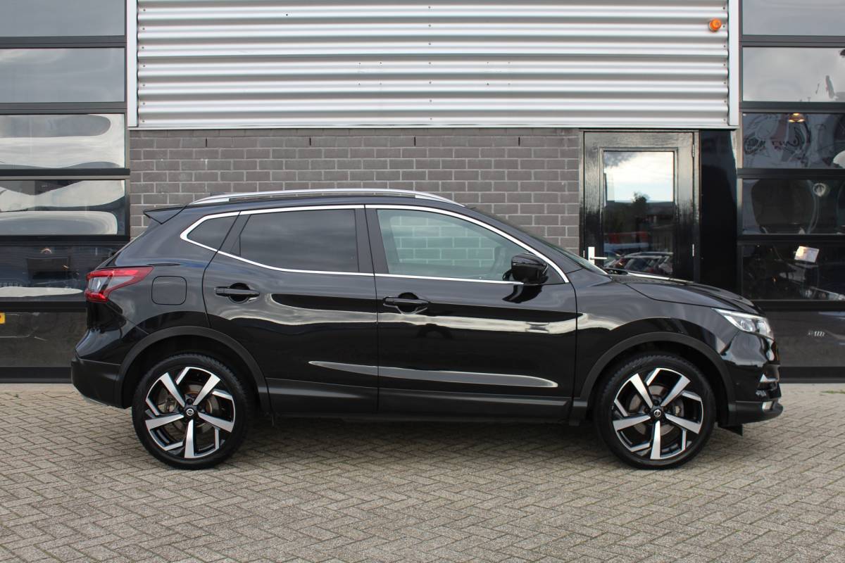 Nissan QASHQAI Nissan Qashqai 1.3 DIG-T Tekna / Keyless / Carplay / N.A.P.