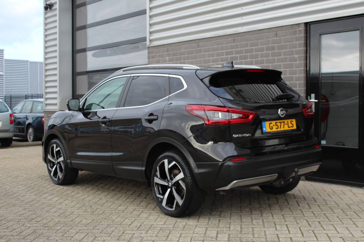 Nissan QASHQAI Nissan Qashqai 1.3 DIG-T Tekna / Keyless / Carplay / N.A.P.