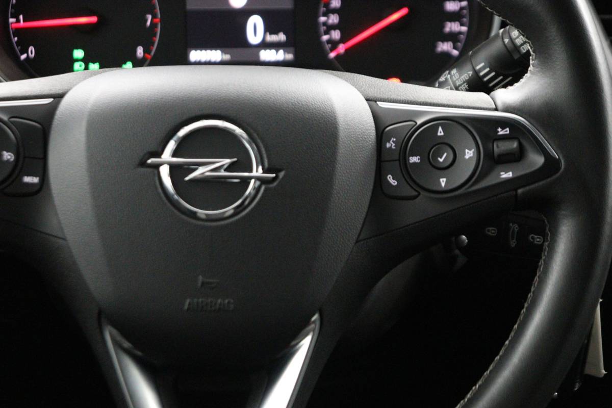 Opel Grandland X Opel Grandland X 1.2 T. 130pk Innovation Camera/AGR/Riem vervangen/Carplay