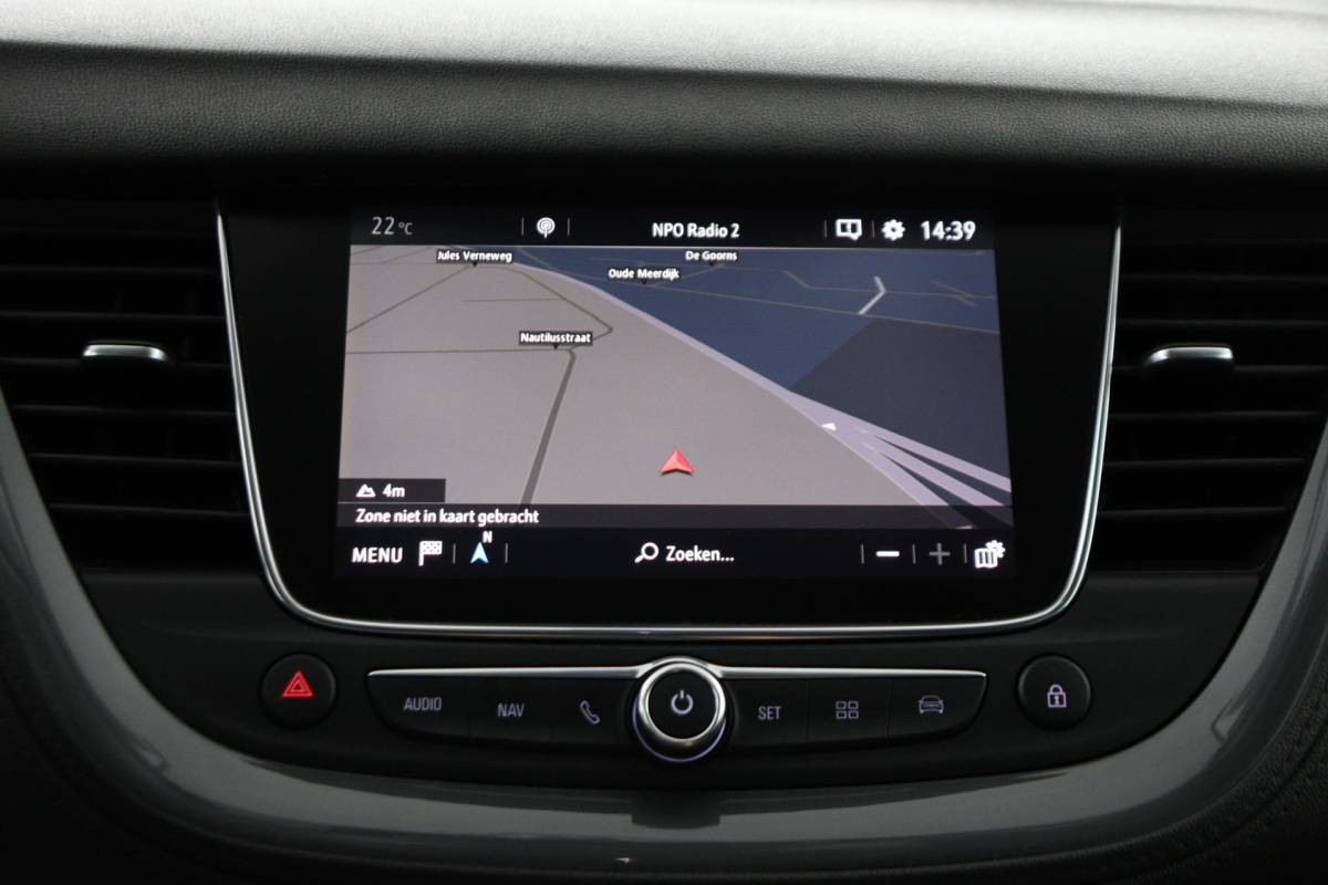 Opel Grandland X Opel Grandland X 1.2 T. 130pk Innovation Camera/AGR/Riem vervangen/Carplay