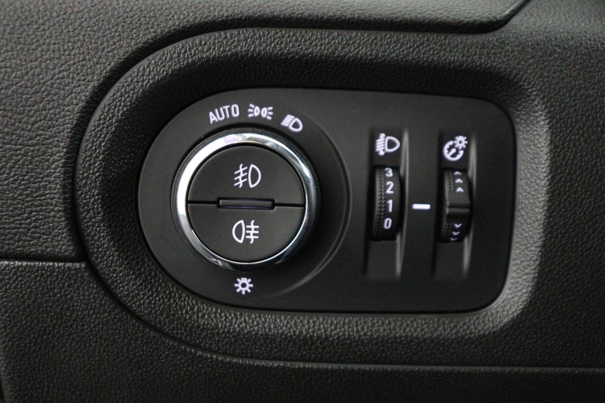 Opel Grandland X Opel Grandland X 1.2 T. 130pk Innovation Camera/AGR/Riem vervangen/Carplay
