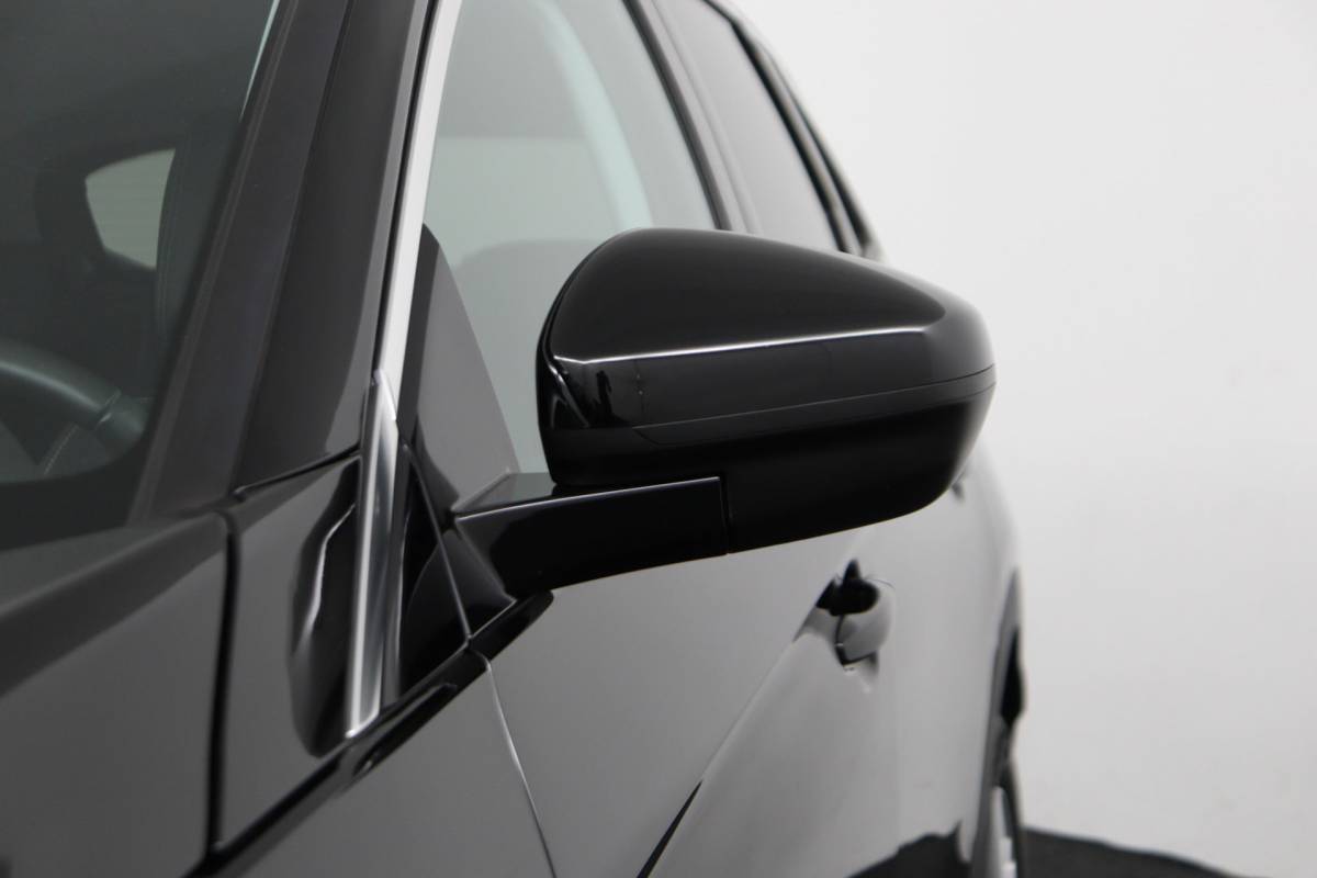 Opel Grandland X Opel Grandland X 1.2 T. 130pk Innovation Camera/AGR/Riem vervangen/Carplay