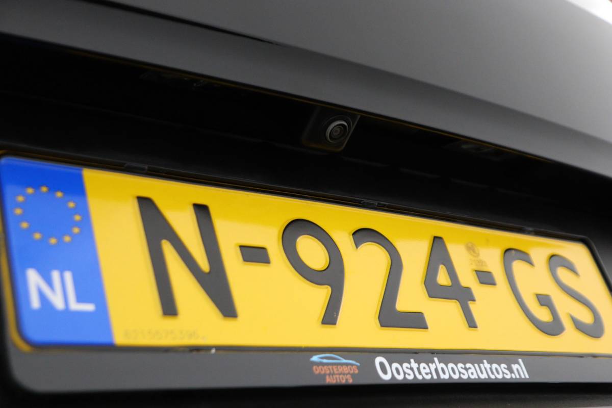 Opel Grandland X Opel Grandland X 1.2 T. 130pk Innovation Camera/AGR/Riem vervangen/Carplay