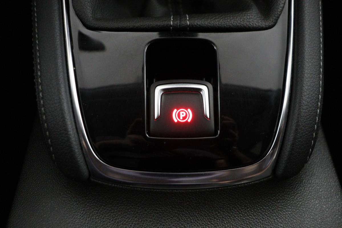 Opel Grandland X Opel Grandland X 1.2 T. 130pk Innovation Camera/AGR/Riem vervangen/Carplay